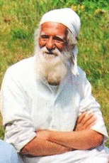 Sunderlal Bahuguna at New Tehri cropped.jpg