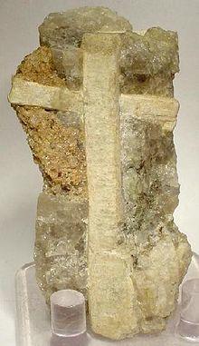 Meionite-Quartz-53866.jpg