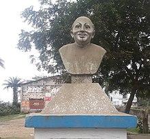 Statue of Gopal Bhar 02.jpg