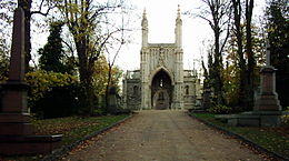 London Nunhead Cemetery Entrance.JPG