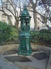 Paris Montmartre fontaine Wallace dsc07302.jpg