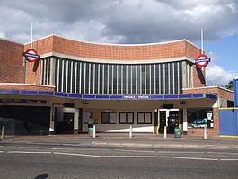 Perivale station building.JPG