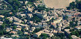 An aerial view of Lagnes