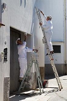 House painters in Capri (cropped).jpg