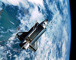 1993 s51 IMAX view of Discovery from Spas.JPG