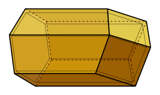 A computer-generated model of a honeycomb cell, showing a hexagonal tube terminating in three equal rhombuses that meet at a point on the axis of the cell