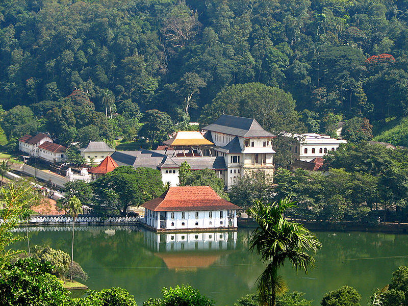 Sri Lanka - 029 - Kandy Temple of the Tooth.jpg