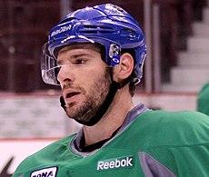 Ryan Kesler (6825577354) (cropped1).jpg