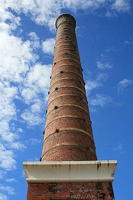 Ross River Meatworks Chimney (2009).jpg