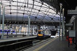 Glasgow Queen Street - Abellio 170402 arriving from Alloa.JPG