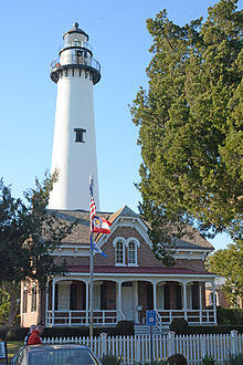 Lighthouse and museum, St. Simons, GA, USA.JPG