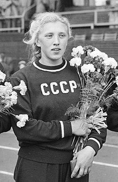 Galina Zybina 1952.jpg