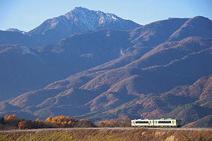 JRE-Koumi-line-Kobuchizawa01.jpg