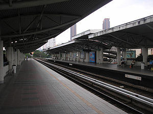 Pudu station (Star Line) (platform), Kuala Lumpur.jpg