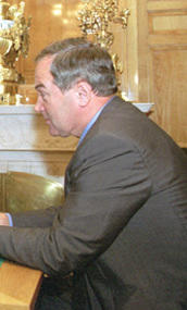 Yevgeny Nazdratenko (cropped).jpg