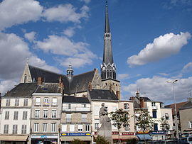 The Place du Martroi, in Pithiviers