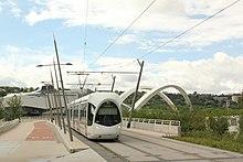 814 TCL Alstom Citadis T1 Pont Raymond Barre Halle Tony Garnier.JPG