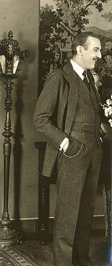 Donald MacDonald, film actor (SAYRE 6937).jpg