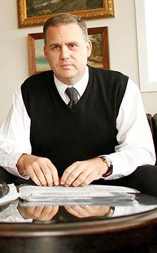 Paul Moon photo 2011.jpg