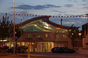Bangor railway and bus station - geograph.org.uk - 225290.jpg