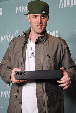 Luke Boyd, better known as Classified, at the 2011 MuchMusic Video Awards.