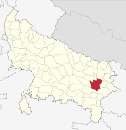 Location of Azamgarh district in Uttar Pradesh