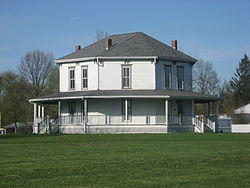 Jane Ross Reeves Octagon House.jpg