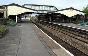 Llanelli railway station footbridge and canopies - geograph.org.uk - 4455923.jpg