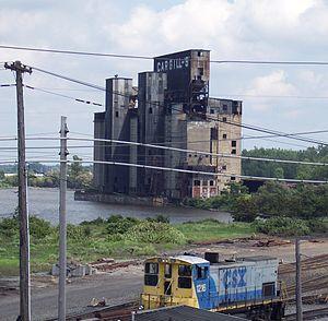 Cargill S Superior elevator.jpg