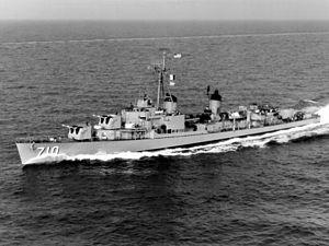 USS Gearing (DD-710) in the Mediterranean Sea in 1960.jpg