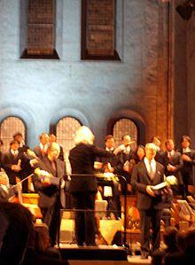 Masaaki Suzuki-1.jpg