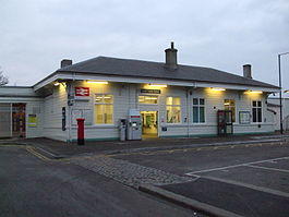 South Croydon stn building.JPG
