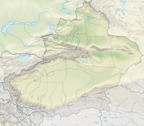 Gasherbrum I is located in Xinjiang