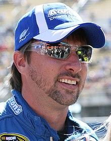 David Reutimann Fontana 2010 (cropped).jpg
