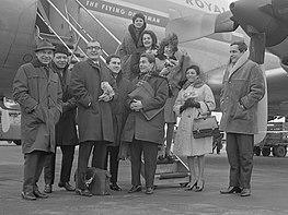 The Swingle Singers (1964).jpg