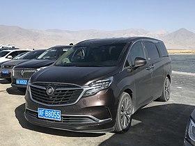 Buick GL8 ES facelift 001.jpg