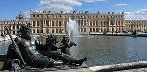 Versailles-Chateau-Jardins02 (cropped).jpg