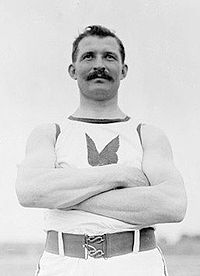 Etienne Desmarteau-2.jpg