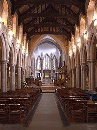Nave of Bradford cathedral.jpg