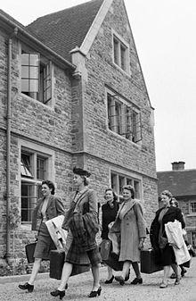 New recruits to the Women's Land Army arrive at the Northampton Institute of Agriculture at the start of four weeks training in 1942. D8794.jpg
