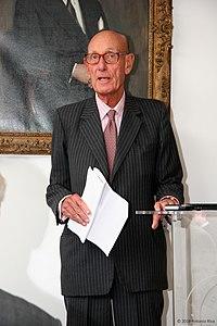 Professor Roger Williams CBE.jpg