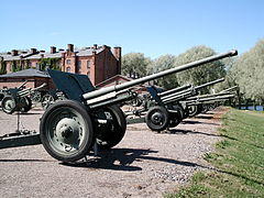 76mm m1936 F22 gun Hameenlinna 1.jpg