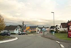 Langenhahn Kreisel B255 Richtung Süden 2020-11-02.jpg