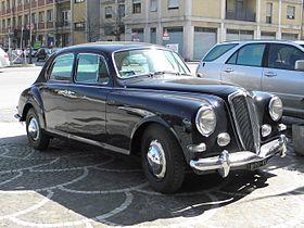 Lancia Aurelia B12 in Rovigo (2).jpg