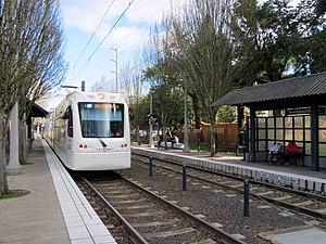Westbound train at Washington SE 12th station, February 2018.JPG