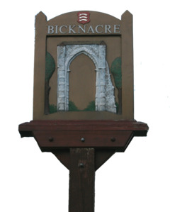 Bicknacre.png