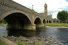 Tweed Bridge, Peebles.jpg