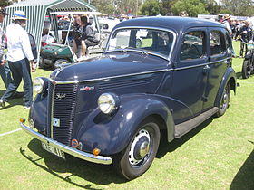 Ford Prefect Sedan E03A of 1939.JPG