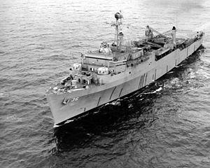 USS Anchorage (LSD-36) running trials in 1969.jpg