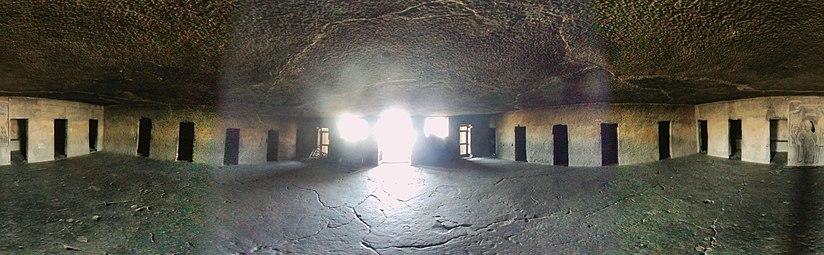 Nasik Cave 10.jpg